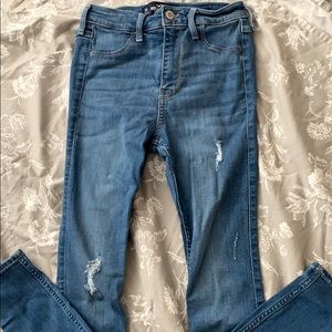Hollister jeans